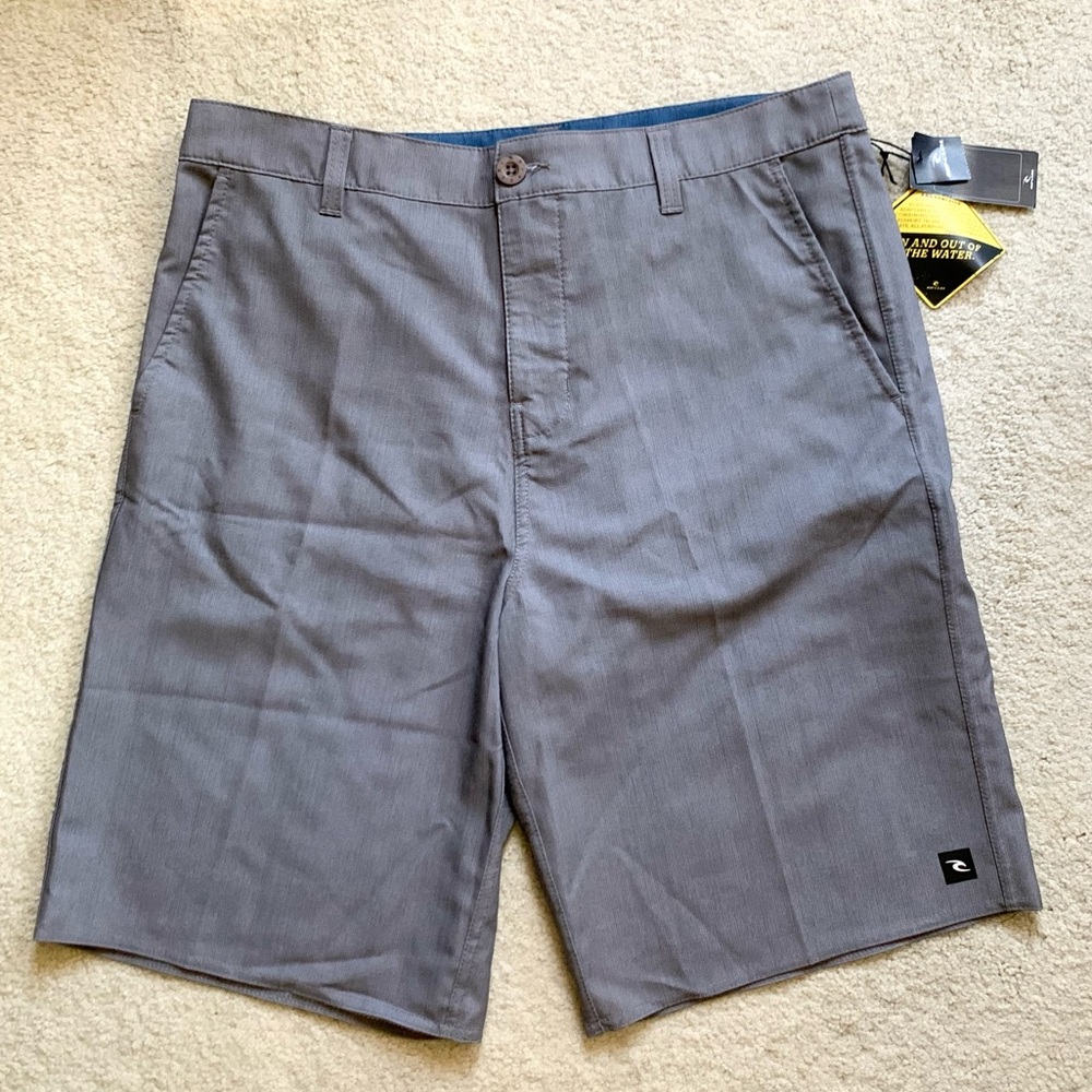 NWT/ Men’s Rip Curl Boardwalk Shorts, Mirage, size 34, Gray